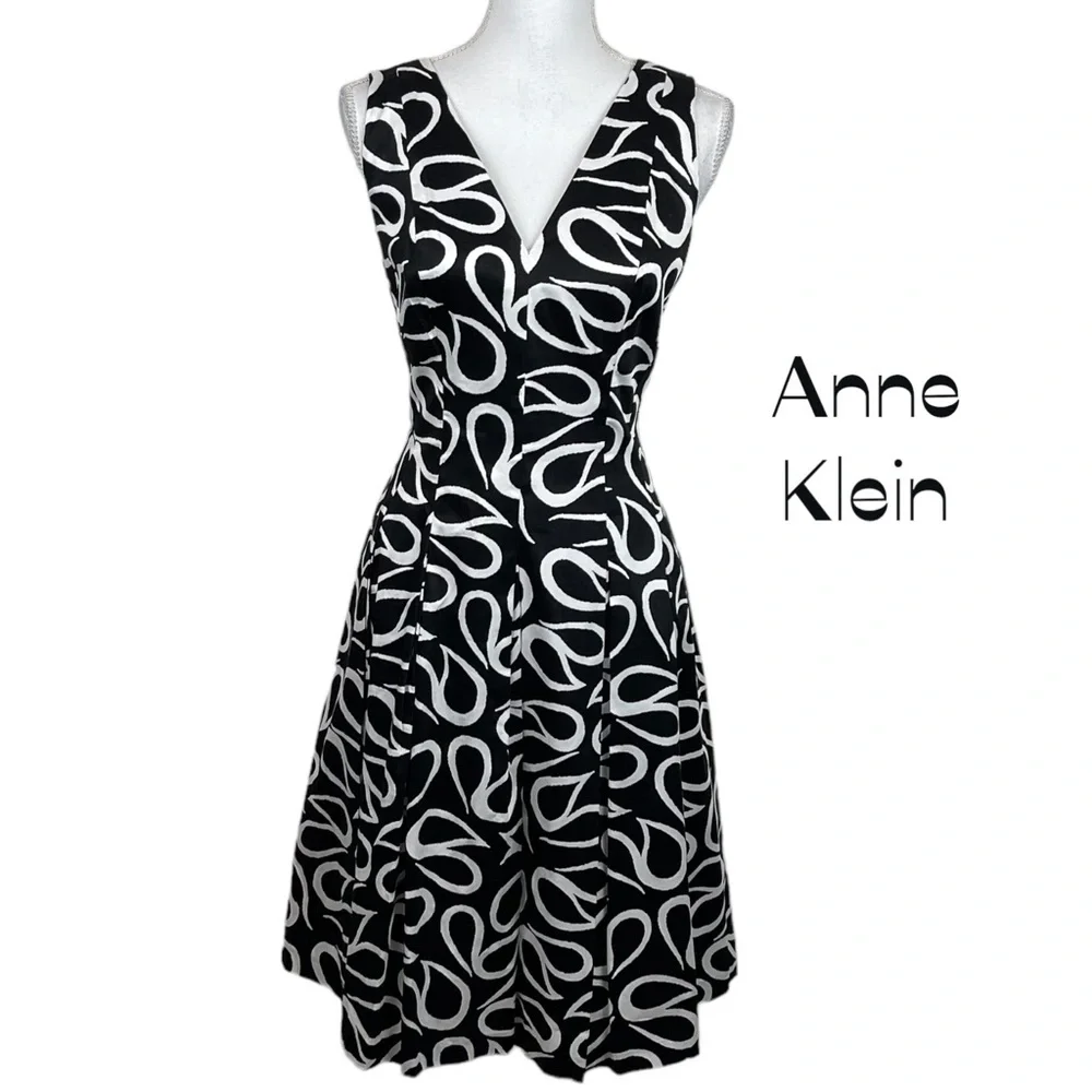 Anne Klein Black & White Fit & Flare Pleated Cotton Dress NWOT